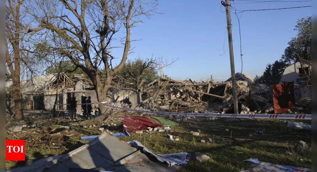 ‘Every delay means more lives lost’: 2 killed in Russian overnight strikes; Ukraine calls for strengthening air defence