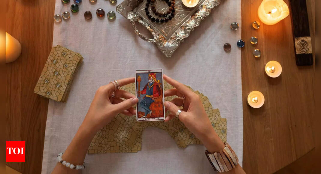 Navratri 2025 Day 3: Tarot Card Reading for all Zodiac Signs