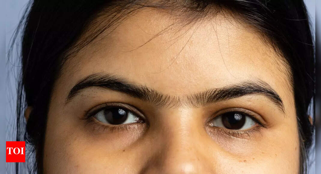 How to get rid of a unibrow: 5 simple and effective eyebrow shaping methods