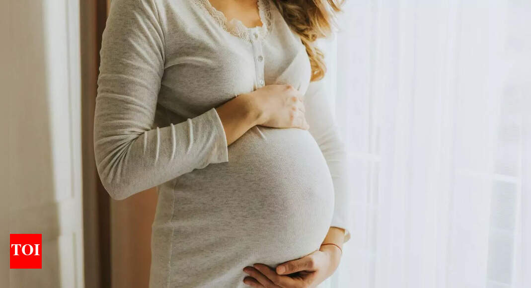 Can cancer pass from mother to baby during pregnancy? Science reveals the answer
