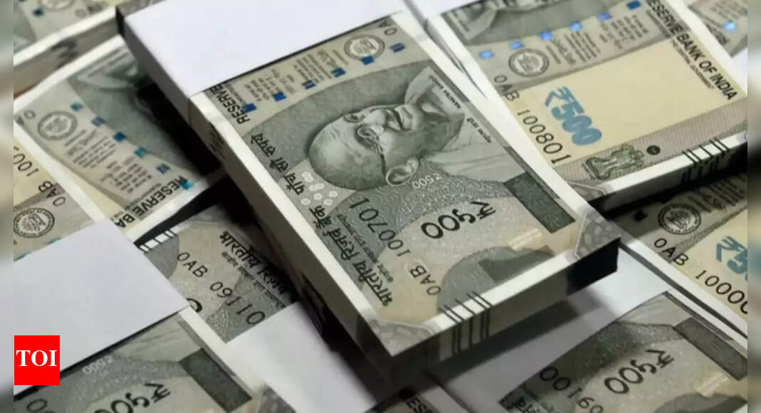 Bikers decamp with elderly man’s cash after distracting him by spitting 'gutkha'