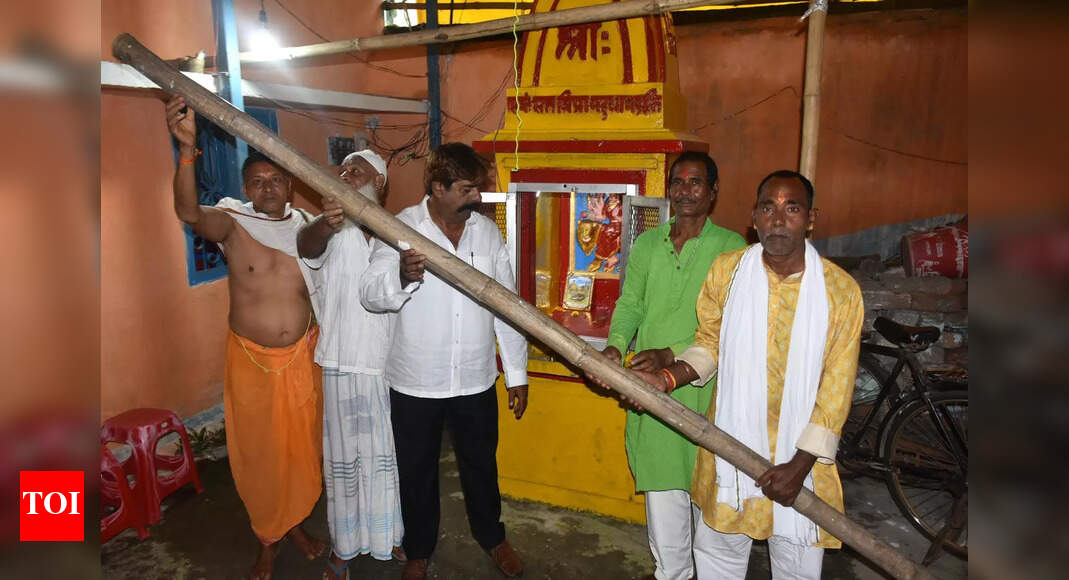 Durga Puja Pandal at Karbala Chowk in Ranchi Showcases Hindu-Muslim Unity and Communal Harmony