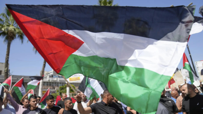 ایالت فلسطین: به عنوان رهبران اصلی سازمان ملل متحد حاکمیت و اقتدار اسرائیل را به چالش می کشد ، آیا می تواند صلح را به خاورمیانه برساند؟