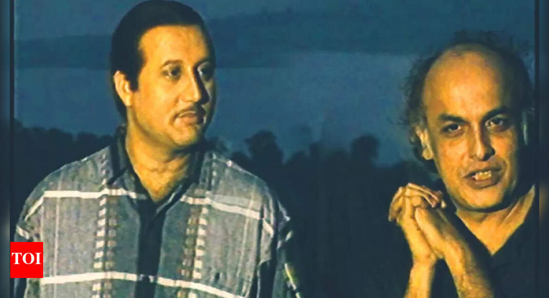 Anupam recalls being replaced by Sanjeev Kumar in Saaransh