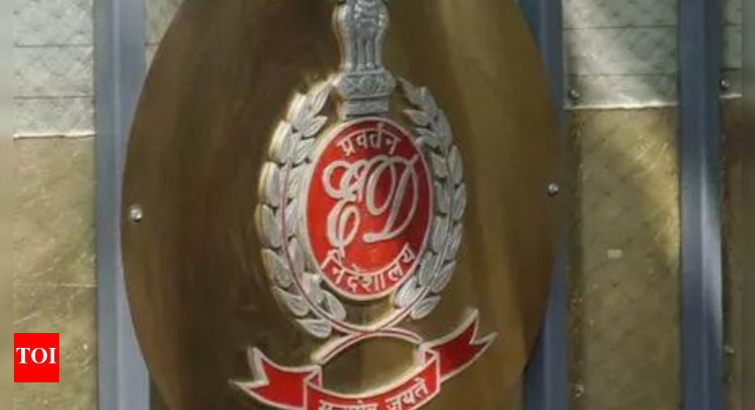 Gallery owner made 15.7 crore by selling fake art, charges ED