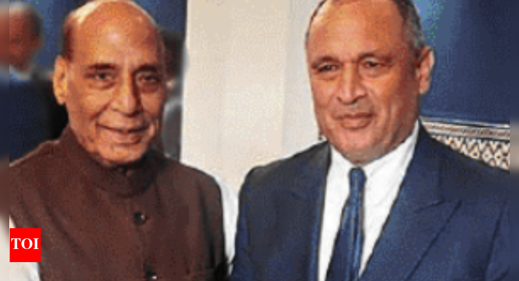 <div>Rajnath Singh launches Indian company's defence unit near Casablanca</div>