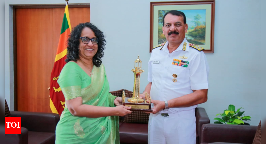 <div>India & Sri Lanka to boost defence ties and military interoperability</div>