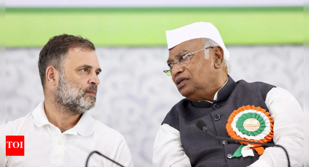 <div>Bihar elections: Congress holds first CWC meeting in state post-independence; BJP takes 'lathbandhan' jibe at INDIA bloc</div>