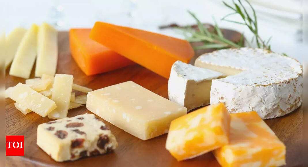 Cheese that raises cholesterol: Which varieties to limit for better heart health