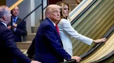 ¿Quién detuvo abruptamente la escalera mecánica de Donald Trump y Melania? La ONU aclara; la Casa Blanca huele a sospecha