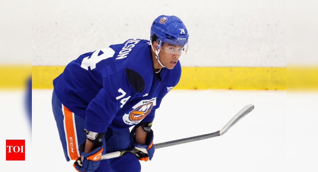 “He hits hard,” says Islanders’ Alexander Romanov on Kashawn Aitcheson ahead of OHL return