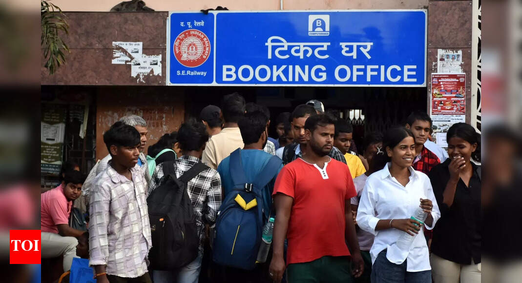 High demand for train tickets as thousands rush to celebrate Durga Puja in Ranchi