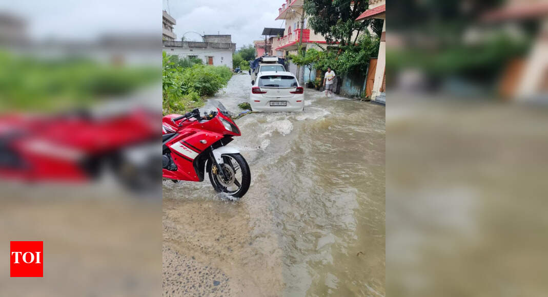 Relentless rain throws life out of gear in Sambalpur