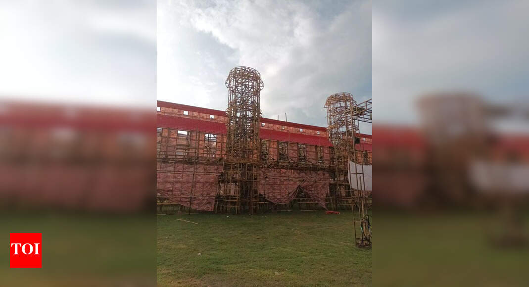 Durga Puja 2023: Rourkela's Sector 20 recreates Cellular Jail to honour freedom fighters