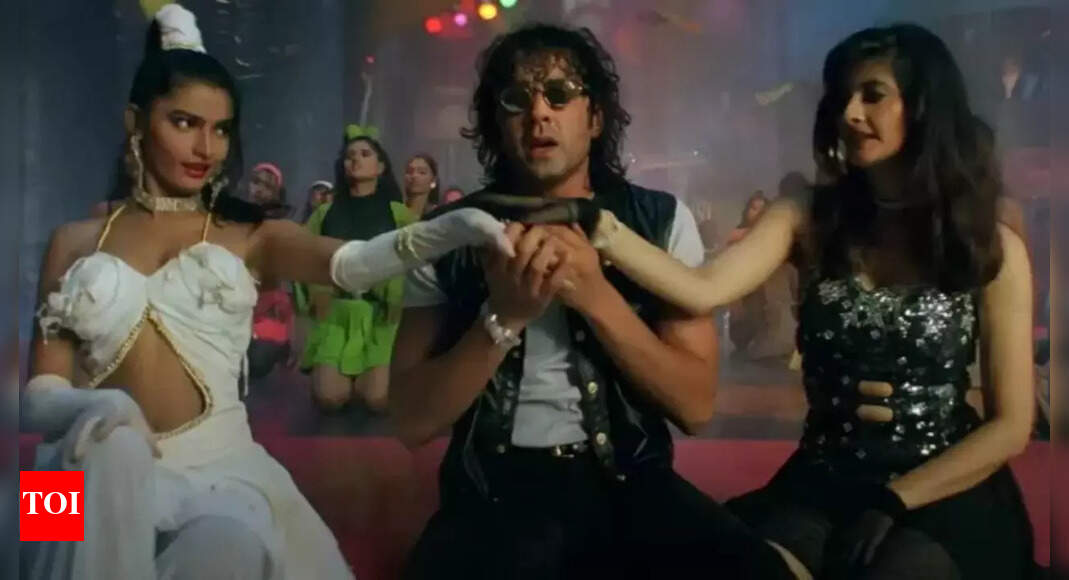 Who is the OG Duniya Haseeno Ka Mela girl replaced by Mona Singh in Aryan Khan’s The Ba***ds Of Bollywood?