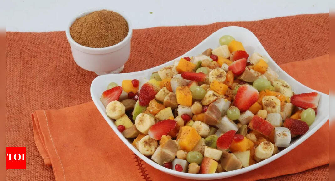 Navratri 2025: Healthy Falhari salads to enjoy this season