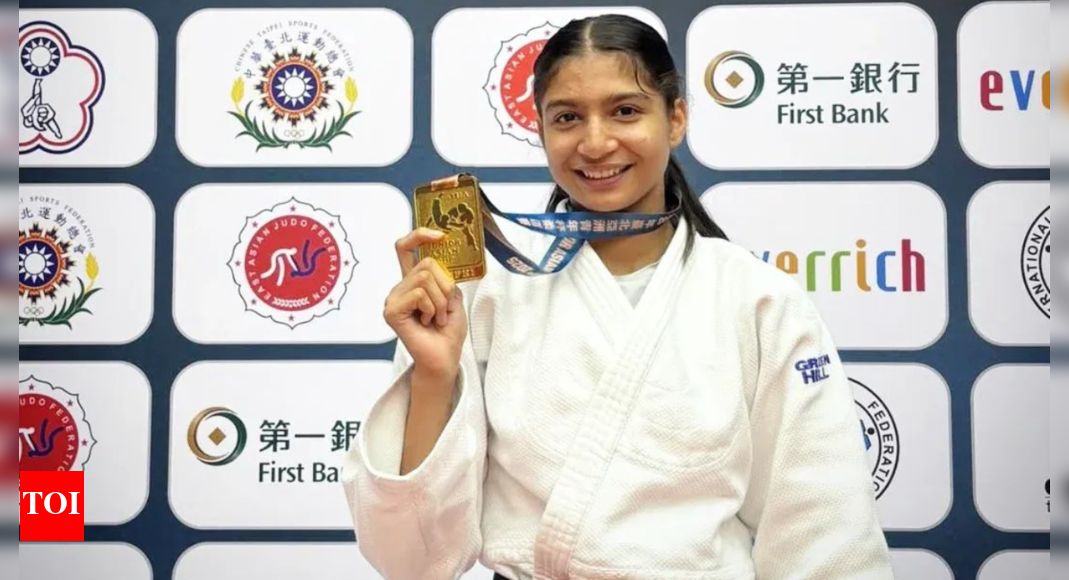 Himanshi Tokas becomes first Indian judoka to top junior world rankings