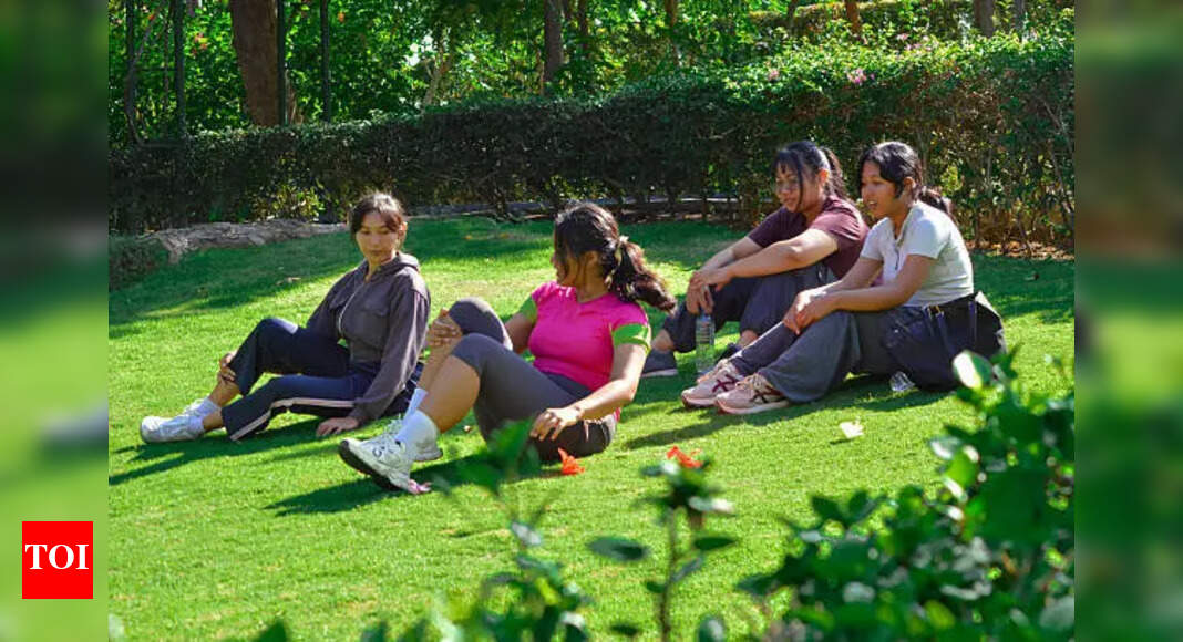 Fitness without a gym: Easy exercises for hostel students