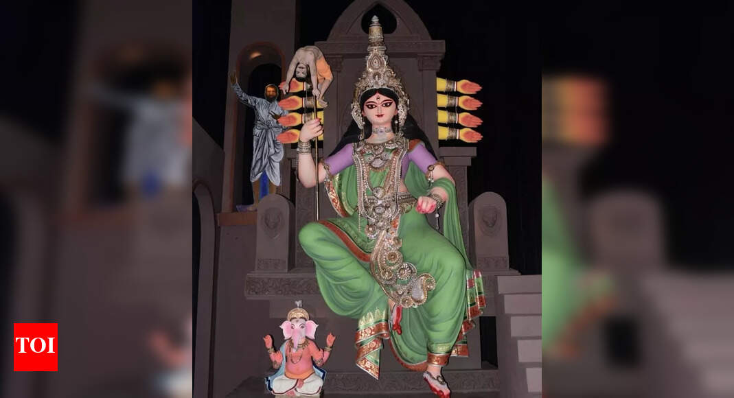 Bhowanipur 75 Palli’s 61st Puja pays glorious tribute to Nati Binodini