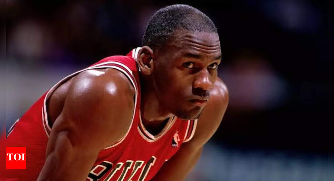 Chicago Bulls legend Michael Jordan's final match is still vivid in Hollywood A-lister Leonardo DiCaprio as he shares iconic moments