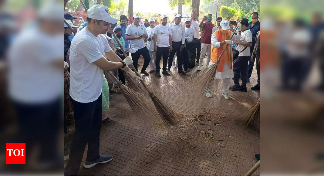 Patna extends 'Swachhata Hi Seva' cleanliness drive to Chhath