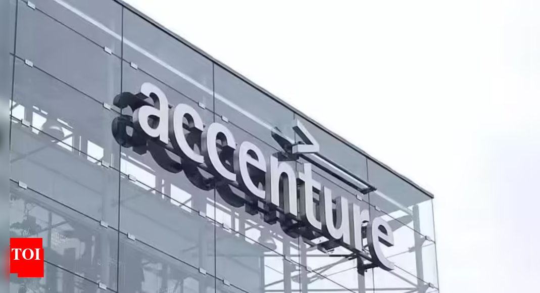 IT growth lifts Accenture: Revenue rises 7 per cent; new bookings reach $21.31 billion