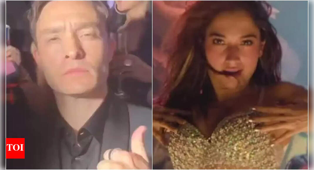 <div>'Gossip Girl' fame Ed Westwick grooves to Tamannaah's 'Ghafoor'</div>