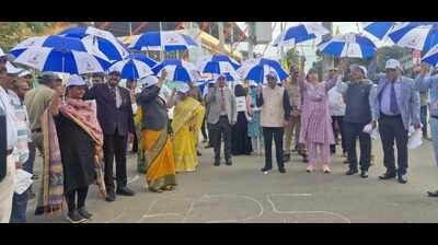 Resolve grievances of pensioners, widows: Upa Lokayukta