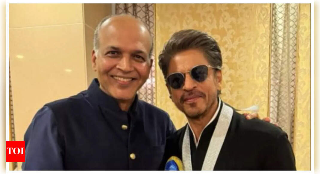 ‘What a journey we have had…’: Shah Rukh Khan’s Swades director Ashutosh Gowariker showers love on him after his National Award win | – The Times of India
