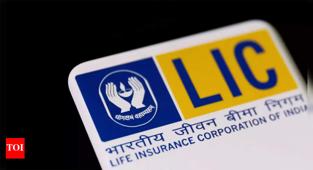 LIC AAO admit card 2025 released at licindia.in: Check direct link to download hall ticket here