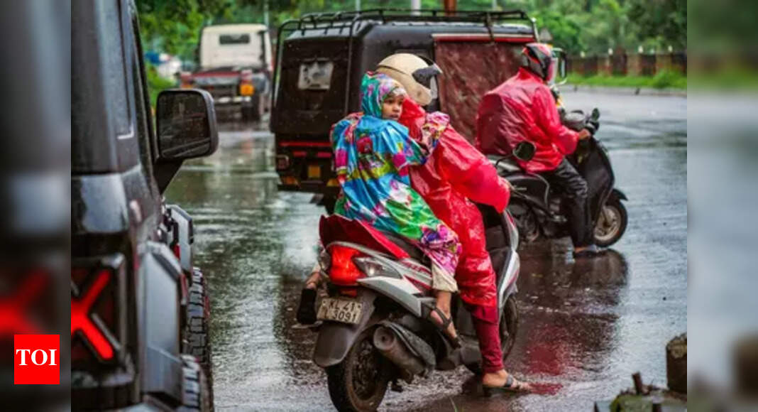 Thiruvananthapuram schools, colleges shut today due to heavy rains; IMD issues alerts across Kerala: Check details here