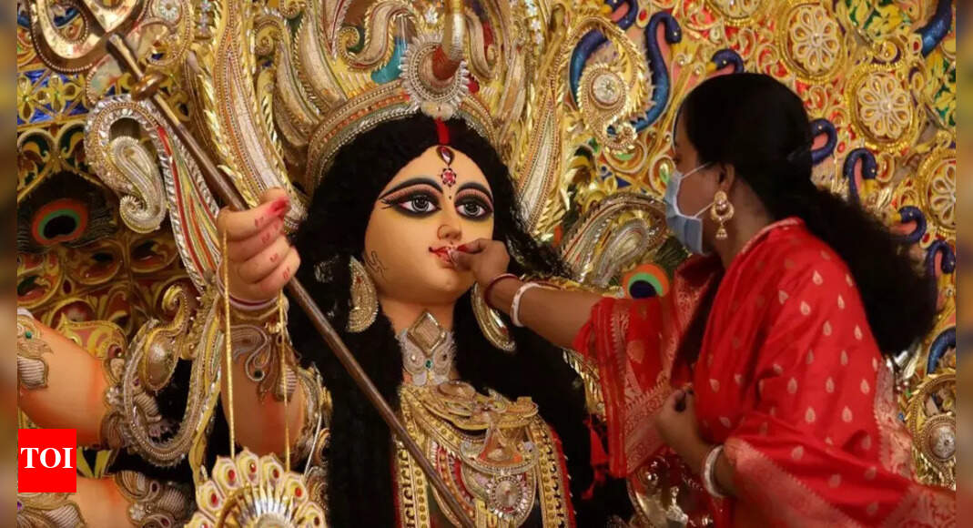 Happy Dussehra 2025: Top wishes, messages, quotes and images for Vijayadashami