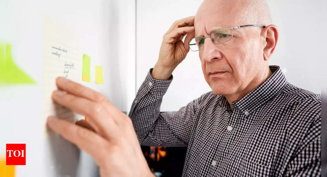 Frontotemporal Dementia vs. Alzheimer’s Disease: Key differences in symptoms and stages
