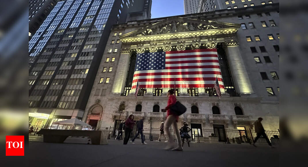 US stocks: Wall Street inches higher after pharma tariff announcements; Dow over 300 points, S&P jumps 0.5%