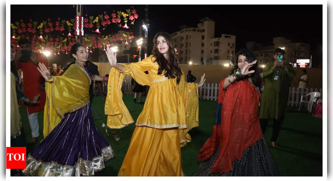 Amazed to see the scale of Vadodara’s Navratri celebrations: Rhea Chakraborty