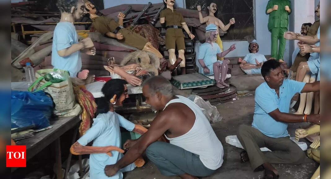 Dhanbad's Nav Yuvak Sangharsh Samiti Unveils Sholay-Inspired Jail-Themed Durga Puja Pandal