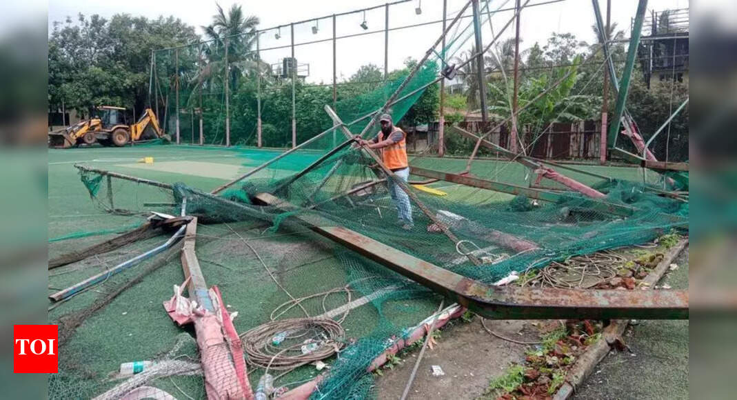 Thane Municipal Corporation razes 10 illegal turf clubs in Yeoor ecologically sensitive zone, police book 10 persons