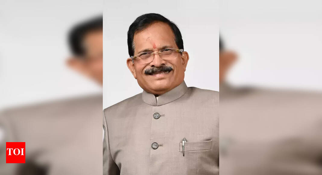 Shripad Naik: Draft messages wisely to fight misinformation