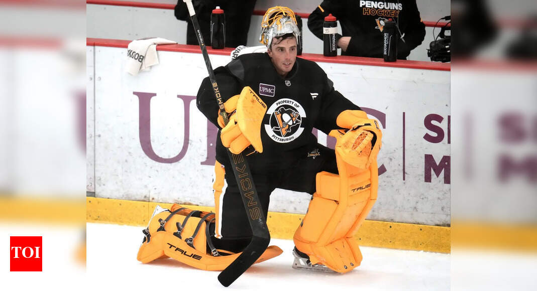Pittsburgh Penguins fans celebrate Marc-Andre Fleury’s return for one last time as he bids farewell