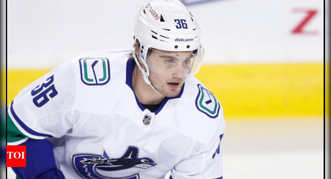 Vancouver Canucks winger Nils Hoglander listed week-to-week with sprained ankle ahead of season opener