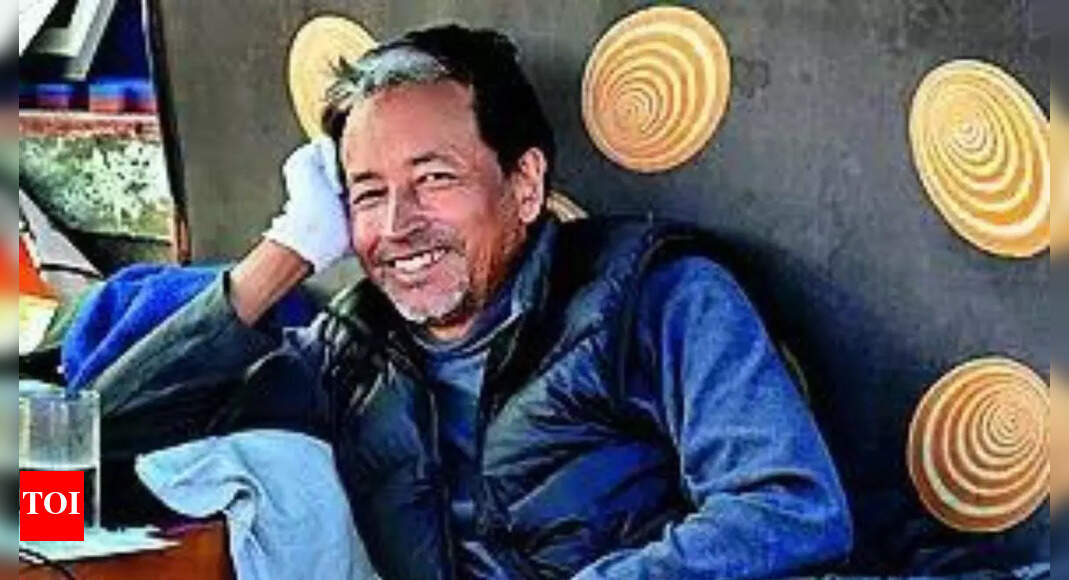 <div>Opposition hits out at govt over Wangchuk's arrest</div>
