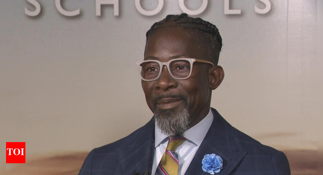 Who is Ian Roberts? Iowa’s largest school district superintendent arrested by ICE