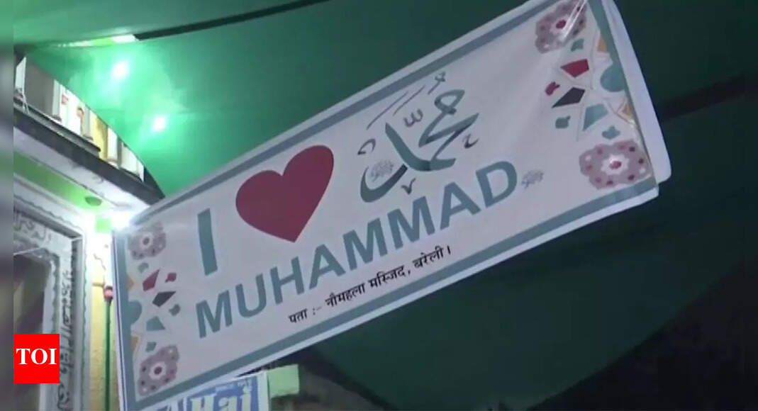 <div>'I Love Muhammad' row: What sparked violent protests in UP’s Bareilly? 10 things to know</div>