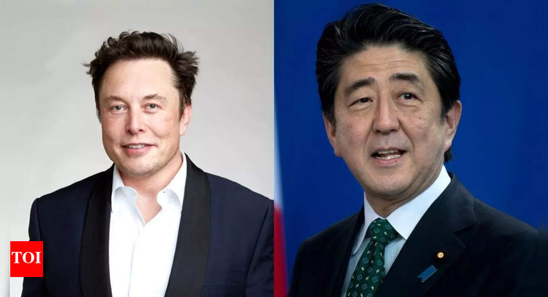 <div>Elon Musk shares rare Tesla moment with former Japan PM Shinzo Abe: Ex-PM's reaction will leave you smiling</div>