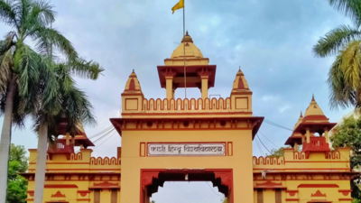 BHU central library organizes book exhibition honoring Gandhi & Shastri ...