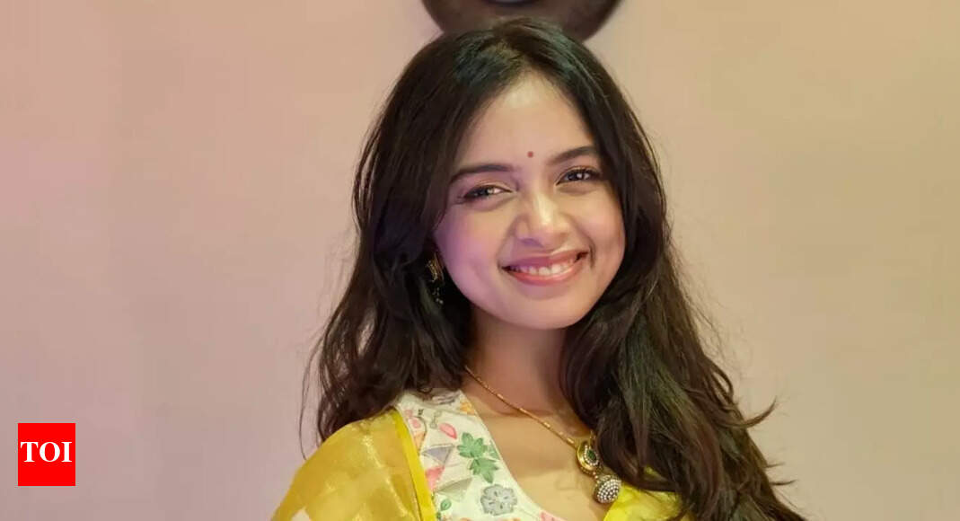 Divya Prem actress Megha Ray shares her Durga Puja memories; says ‘Being a Bengali we’ve always celebrated it in its fullest glory’
