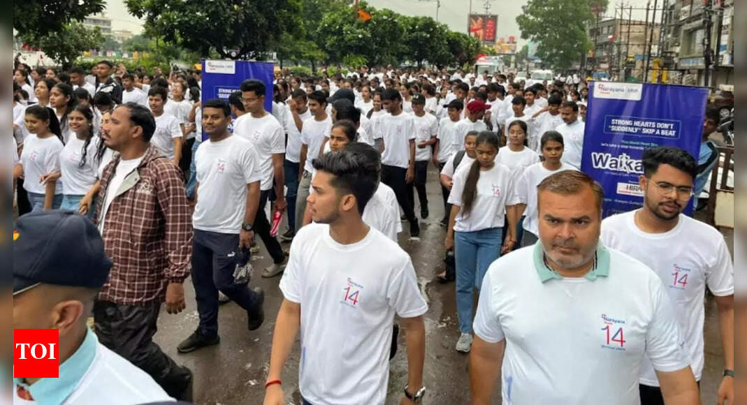 Health enthusiasts turn out in thousands for Raipur walkathon