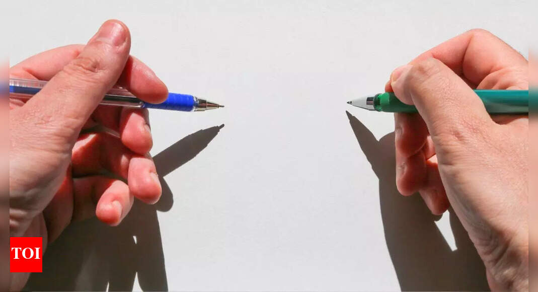 Children in this Indian school can write with both hands at once, just like 'Virus' in 3 Idiots