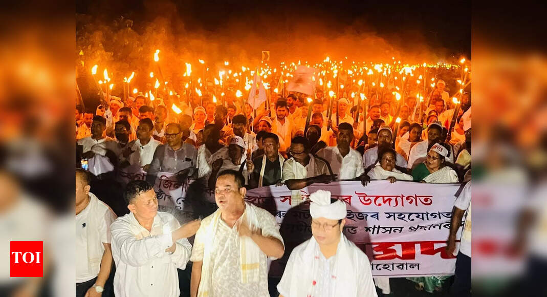 30,000 Mottock community members hold torch rally in Dibrugarh seeking ST status