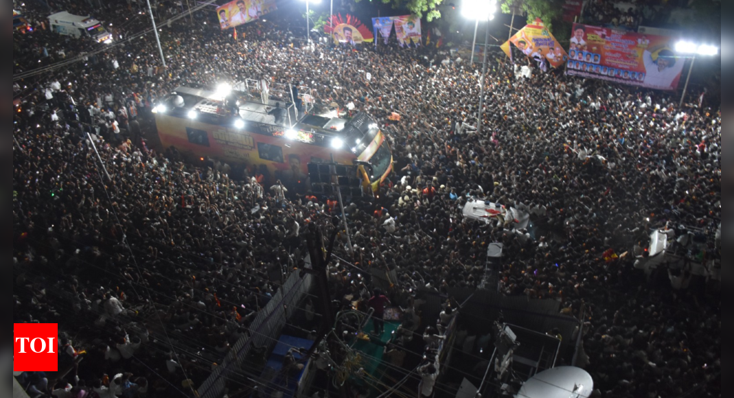 Karur stampede: Ropes, hoardings cut escape route